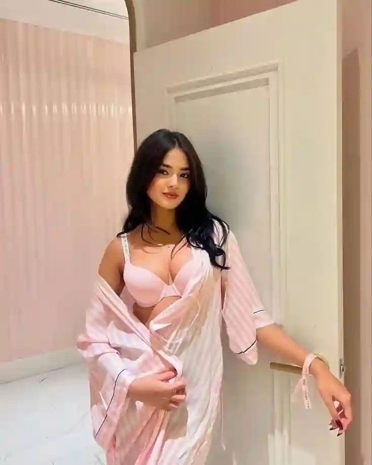 Aerocity Escorts Servce